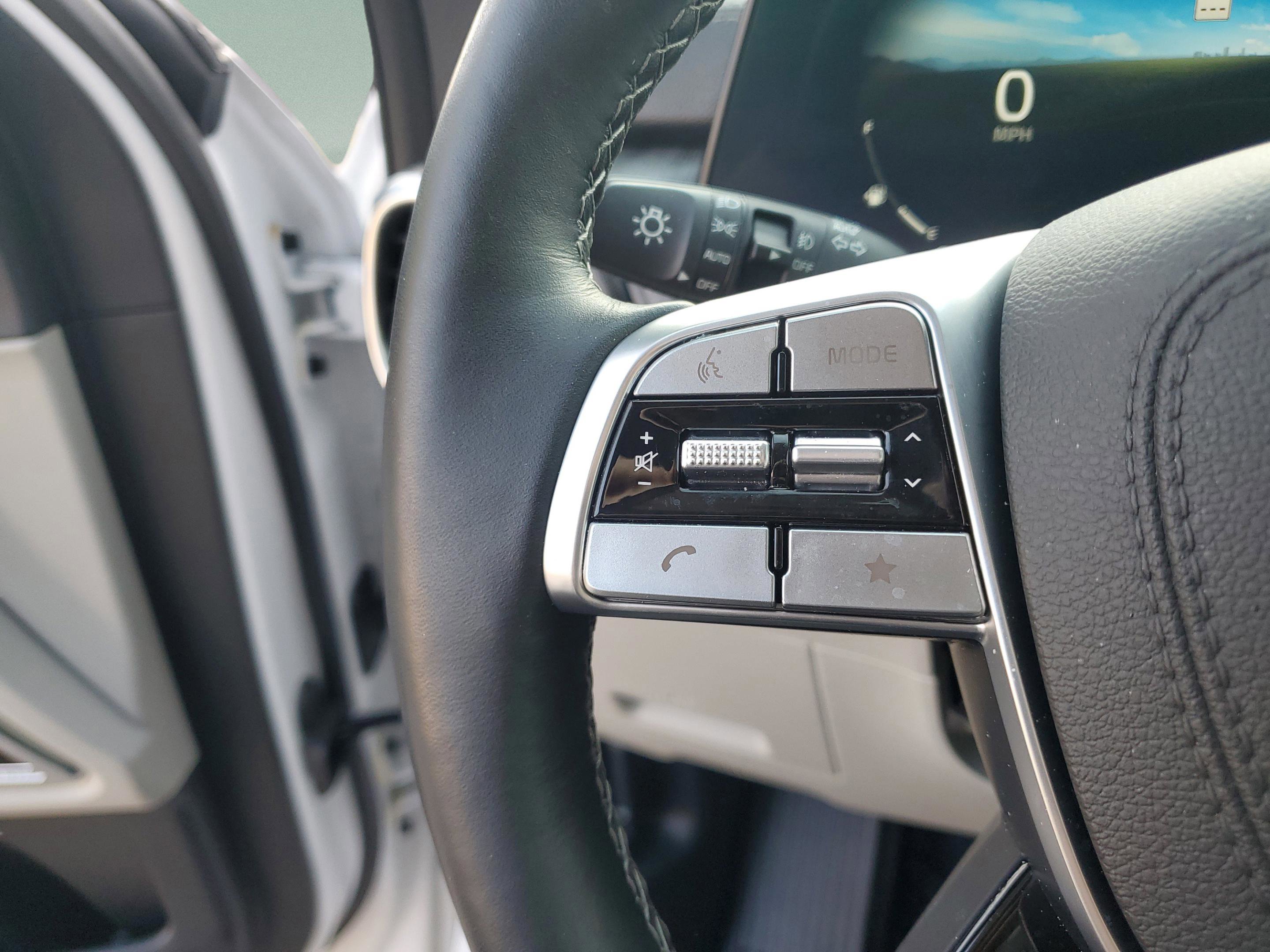 Used 2025 Kia Telluride SX Prestige image 30