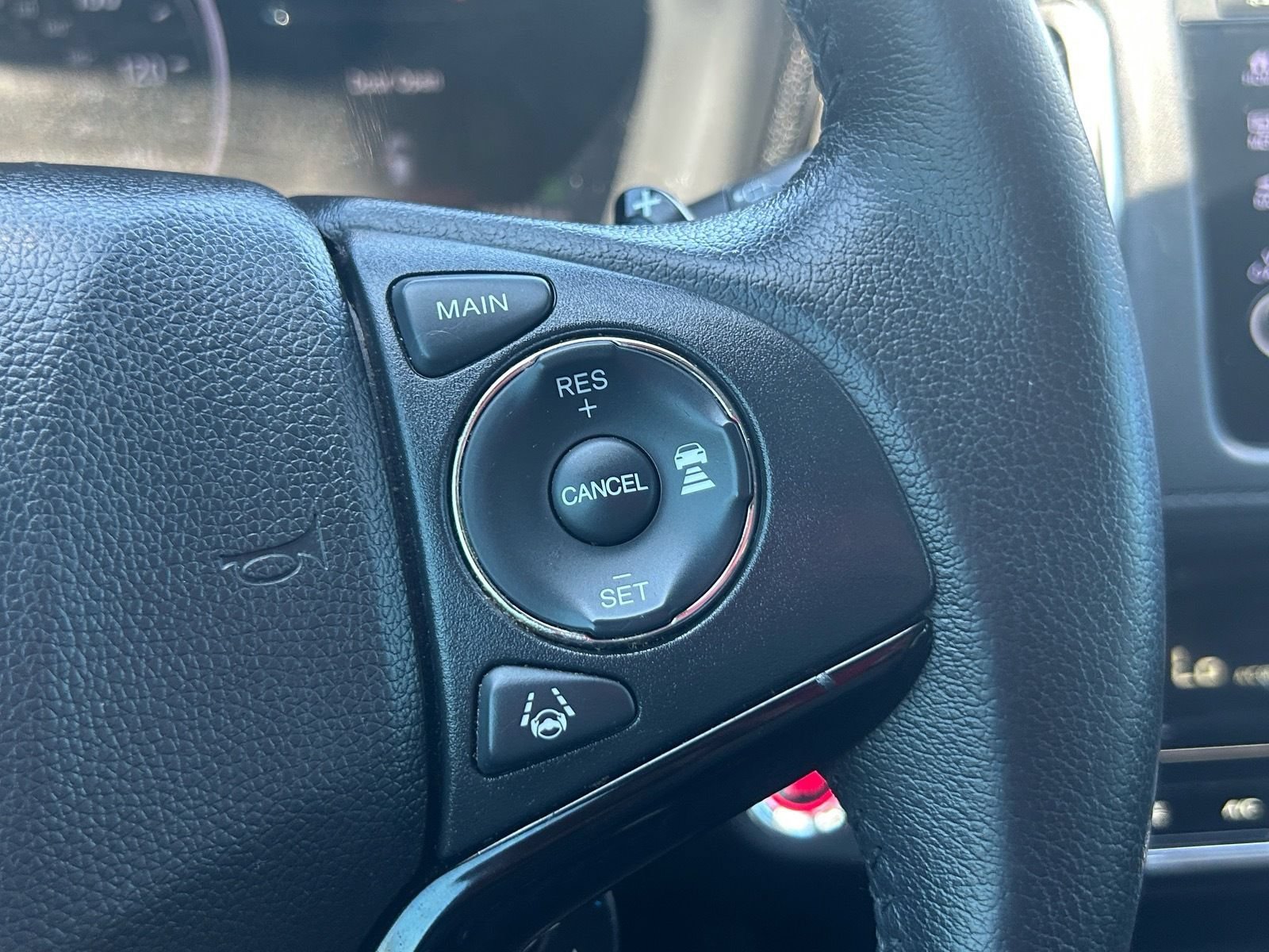 Used 2022 Honda HR-V EX-L image 29