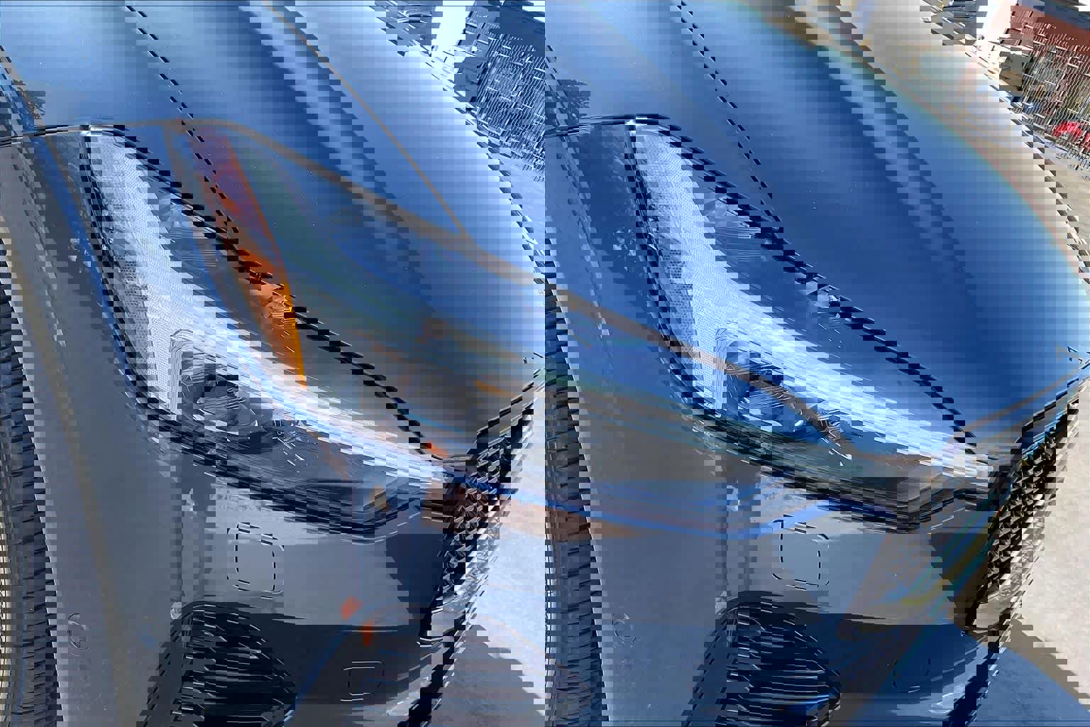 Used 2023 Volvo XC60 B5 Ultimate image 31