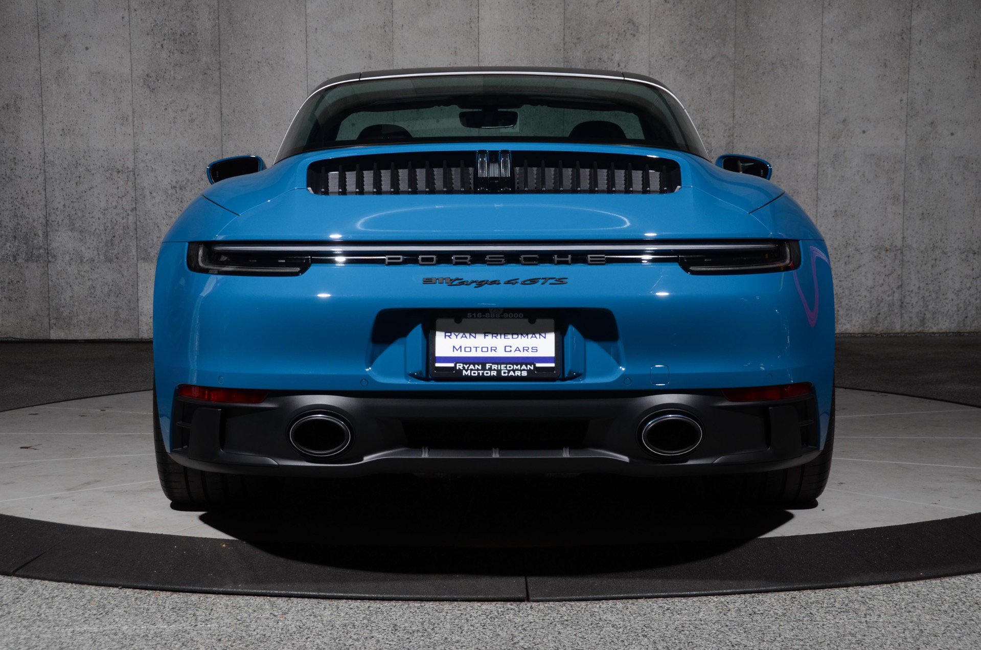 Used 2024 Porsche 911 Targa 4 GTS image 11