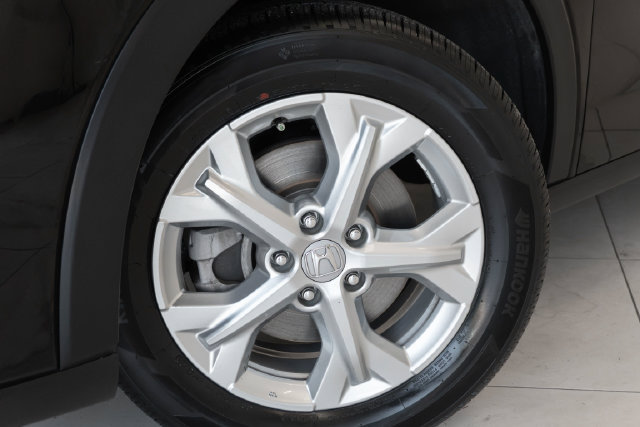 Certified 2025 Honda HR-V LX image 2