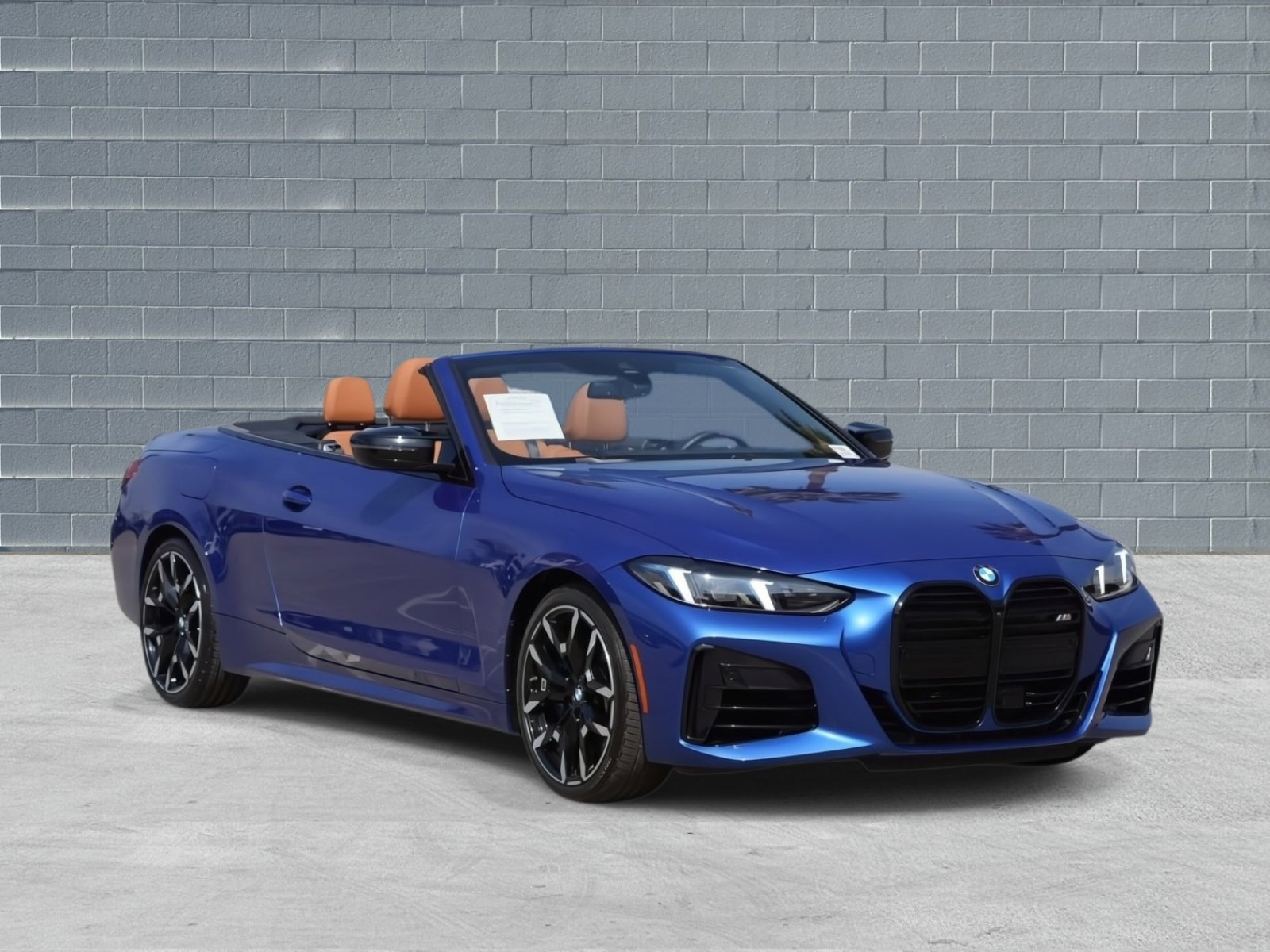 Used 2026 BMW M440i Convertible image 1