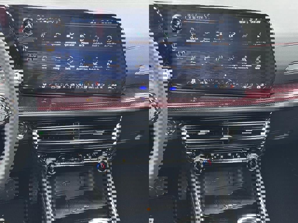 New 2026 Chevrolet Traverse RS image 9