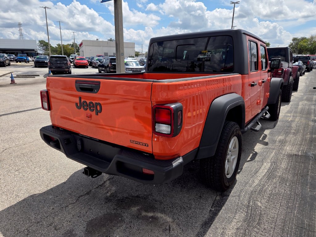Used 2020 Jeep Gladiator Sport w/ Quick Order Package 24S AWD/4WD image 8