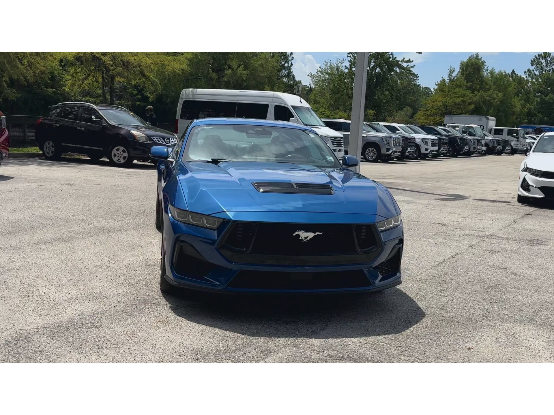 Used 2024 Ford Mustang GT Premium RWD image 3