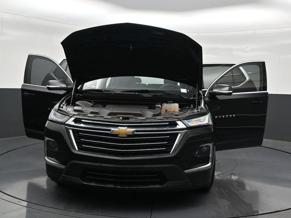 Used 2023 Chevrolet Traverse LT FWD image 37