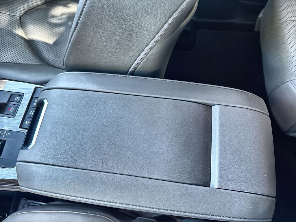 Used 2021 Toyota Highlander Platinum image 29