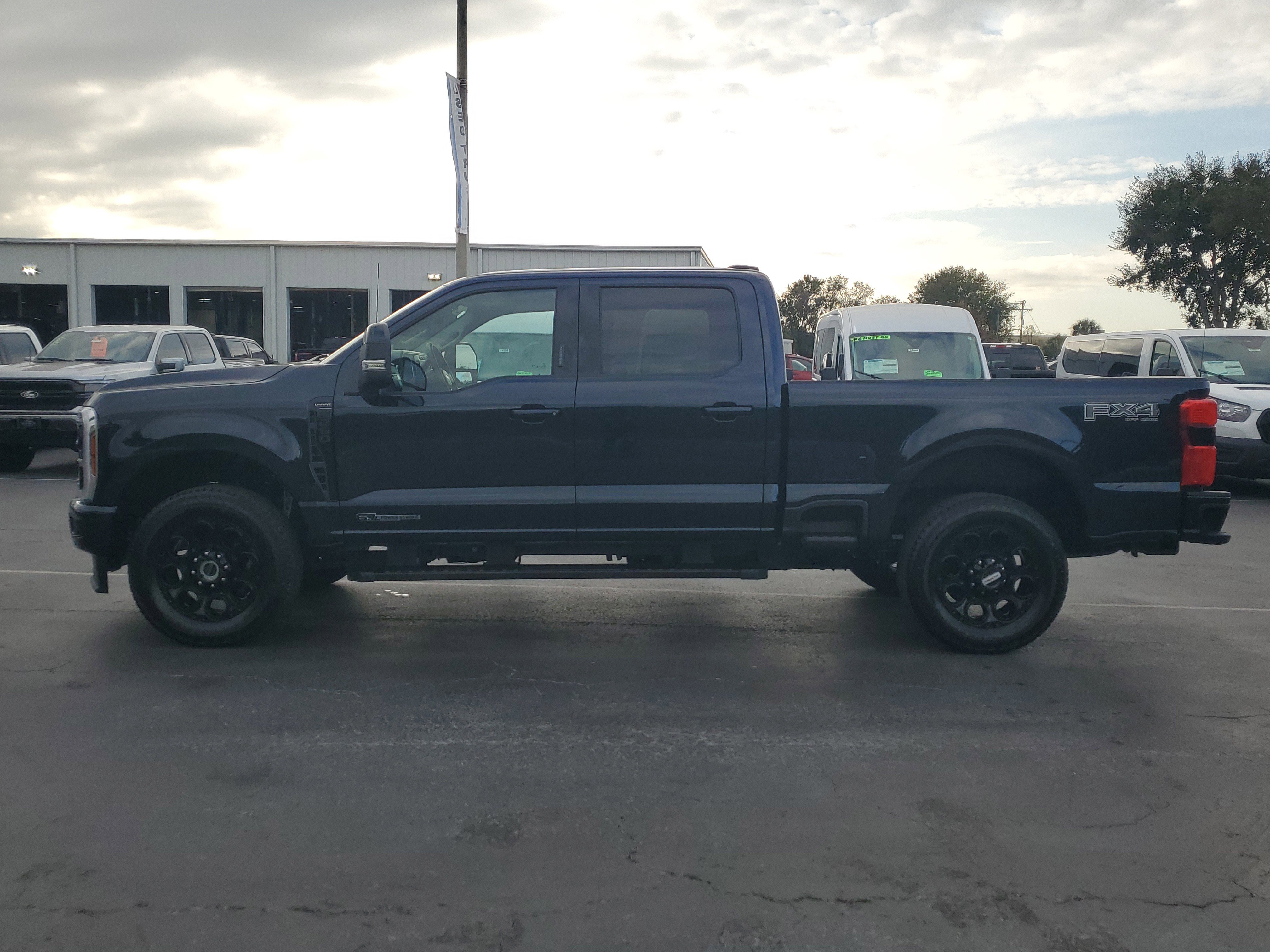 Used 2024 Ford F250 Lariat w/ Lariat Ultimate Package image 6