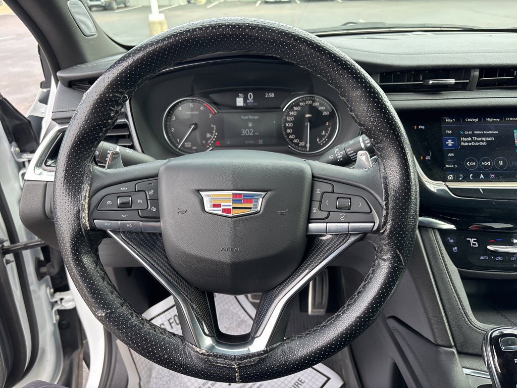 Used 2024 Cadillac XT6 Sport w/ LPO, Floor Liner Package AWD/4WD image 14
