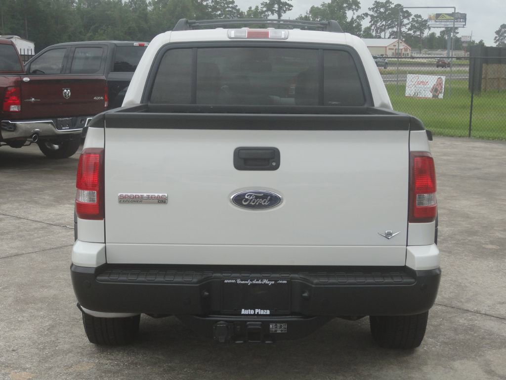 Used 2009 Ford Explorer Sport Trac XLT RWD image 4