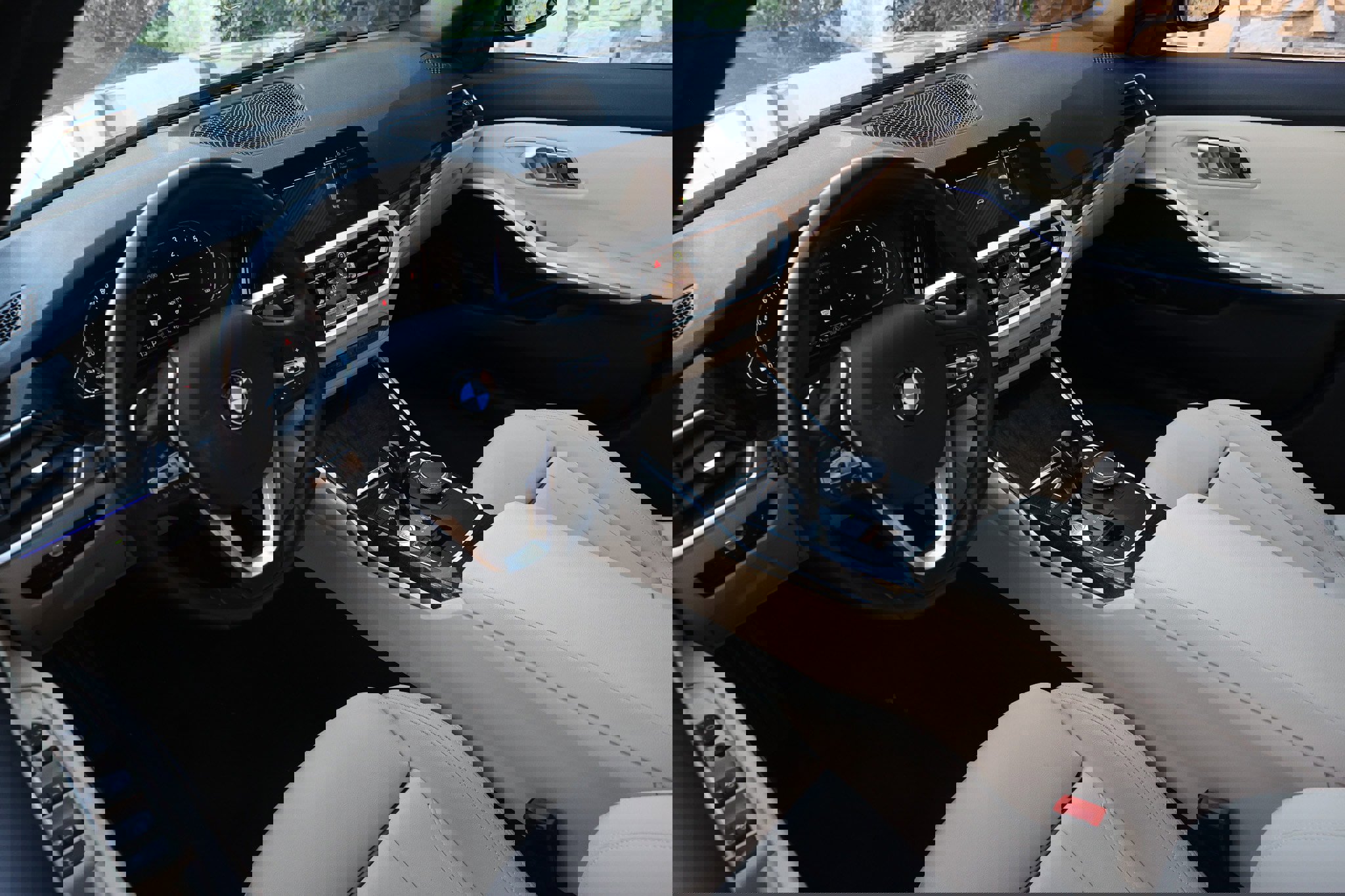 Used 2021 BMW 330i Sedan w/ Convenience Package image 6