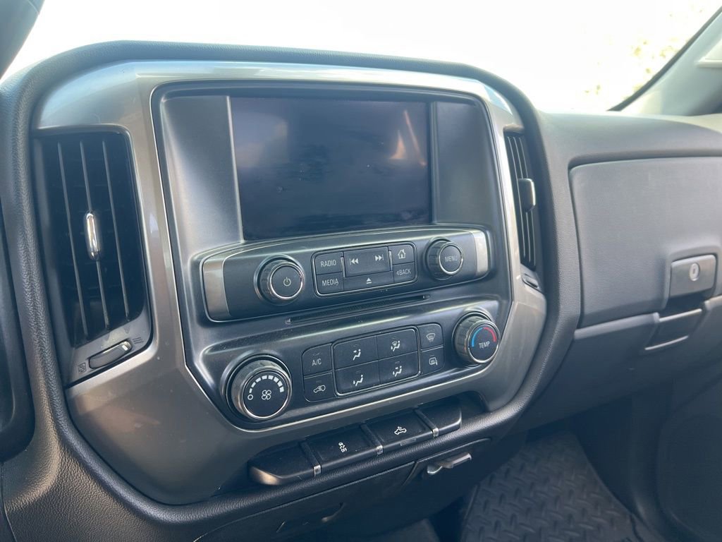 Used 2018 Chevrolet Silverado 1500 LT image 35
