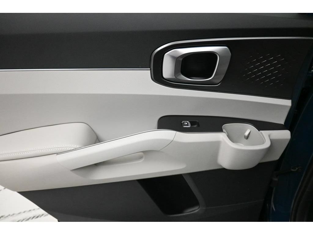 New 2026 Kia Sorento S w/ S Panoramic Sunroof Package FWD image 10