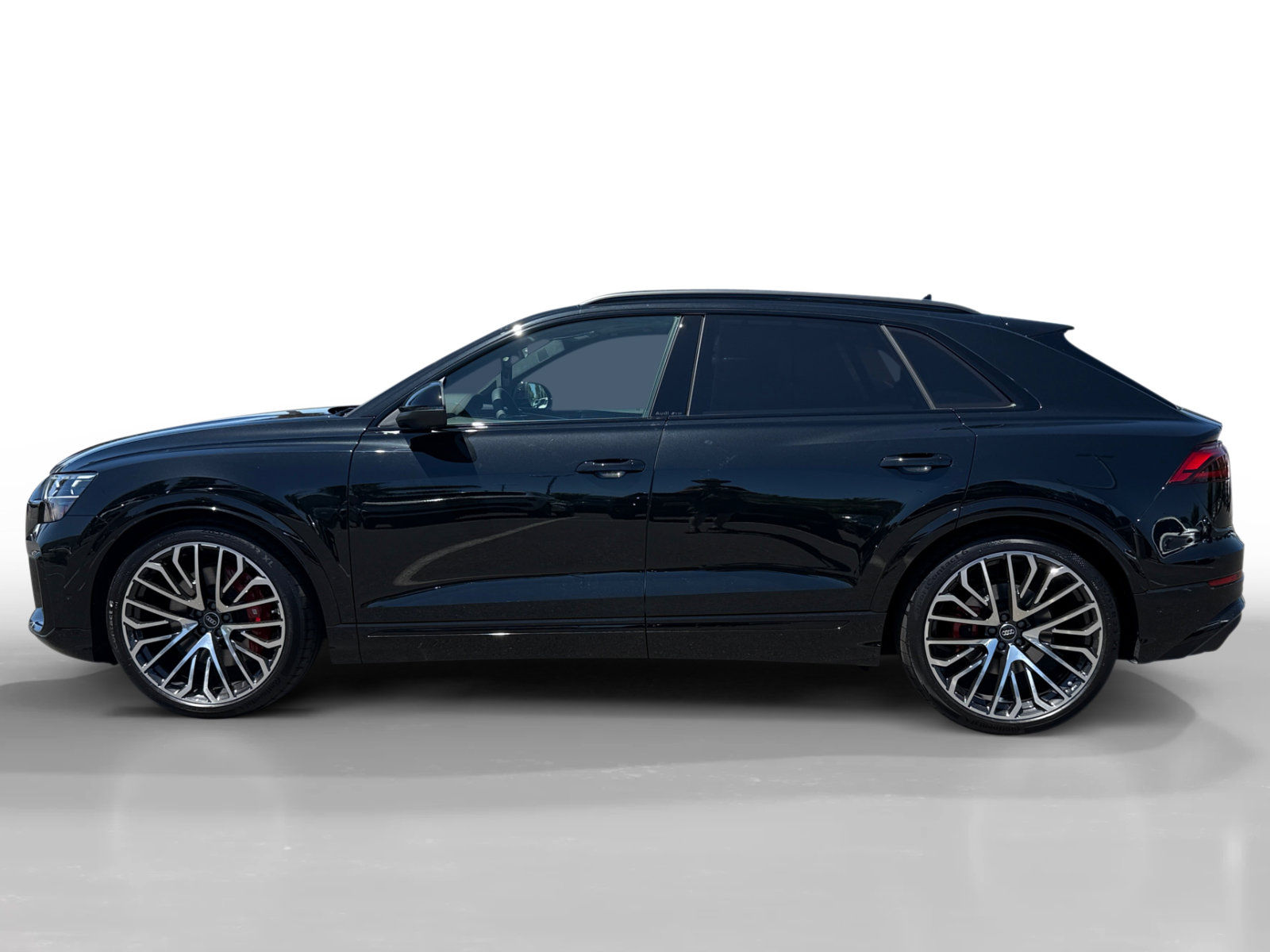 New 2026 Audi SQ8 Prestige AWD/4WD image 2