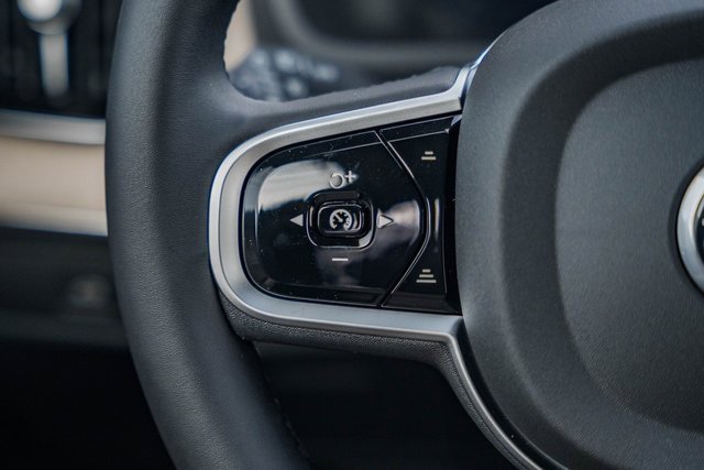 New 2026 Volvo XC90 B6 Plus image 27