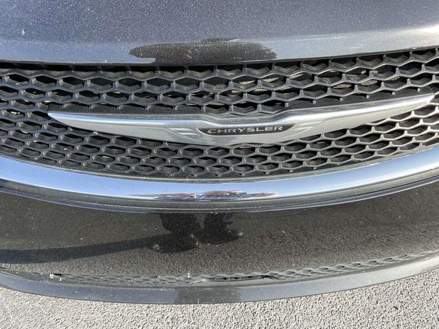 Used 2021 Chrysler Voyager Lxi image 14