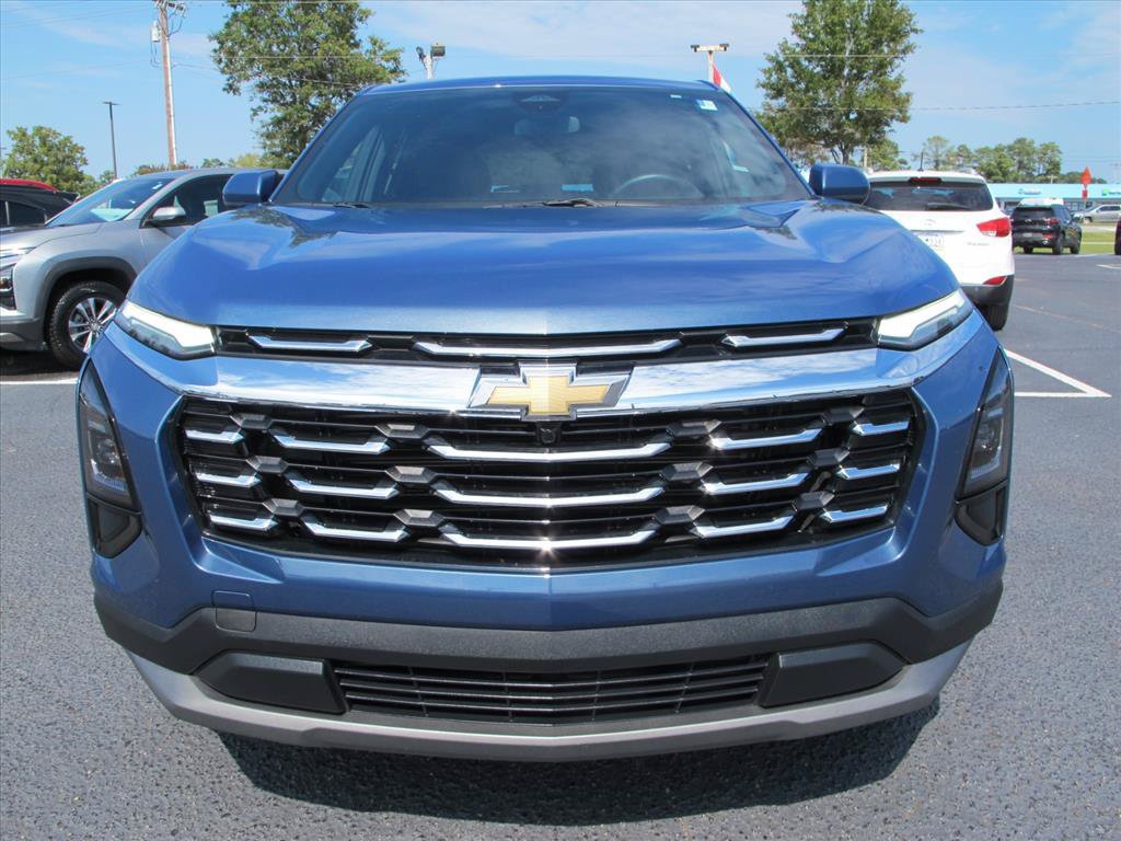 Used 2026 Chevrolet Equinox LT w/ Convenience Package II FWD image 9