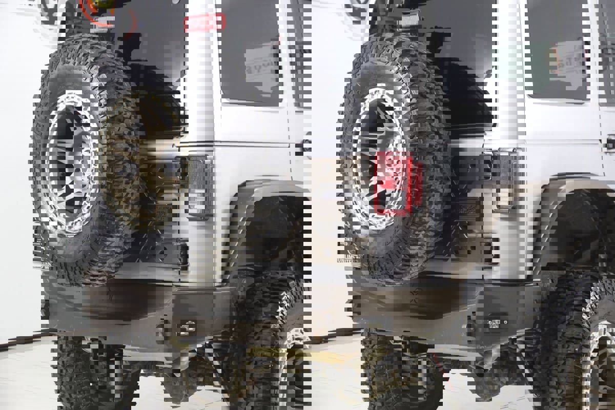 Used 2016 Jeep Wrangler Unlimited Sahara image 44