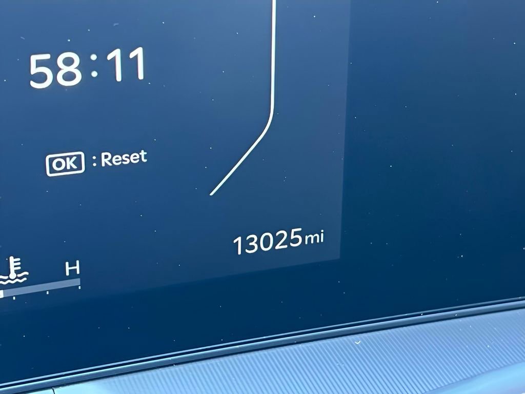 Used 2025 Kia Sorento SX image 20