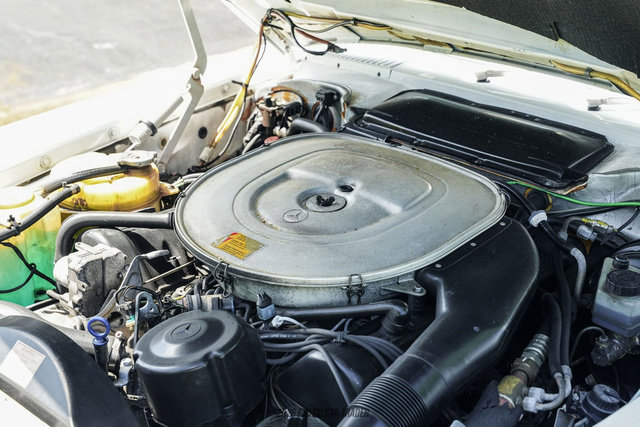 Used 1987 Mercedes-Benz 560 SL image 23