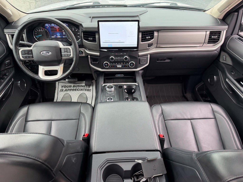 Used 2024 Ford Expedition XLT AWD/4WD image 16