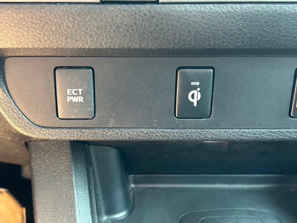 Used 2016 Toyota Tacoma TRD Sport w/ Towing Package AWD/4WD image 28