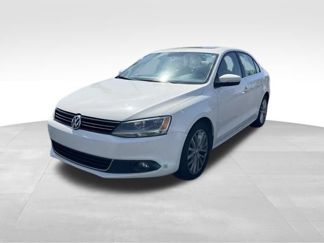 Used 2012 Volkswagen Jetta SEL FWD image 3