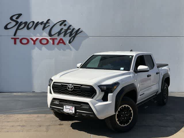 Used 2024 Toyota Tacoma TRD Off-Road AWD/4WD image 1