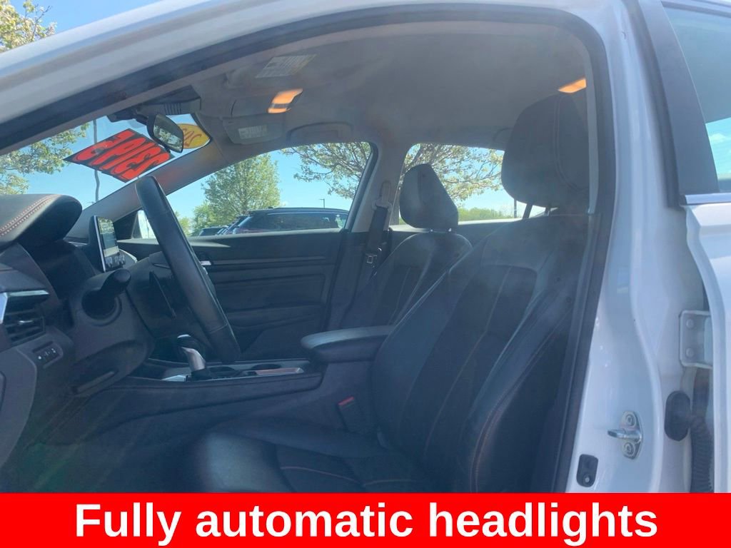 Used 2022 Nissan Altima 2.5 SR AWD/4WD image 11
