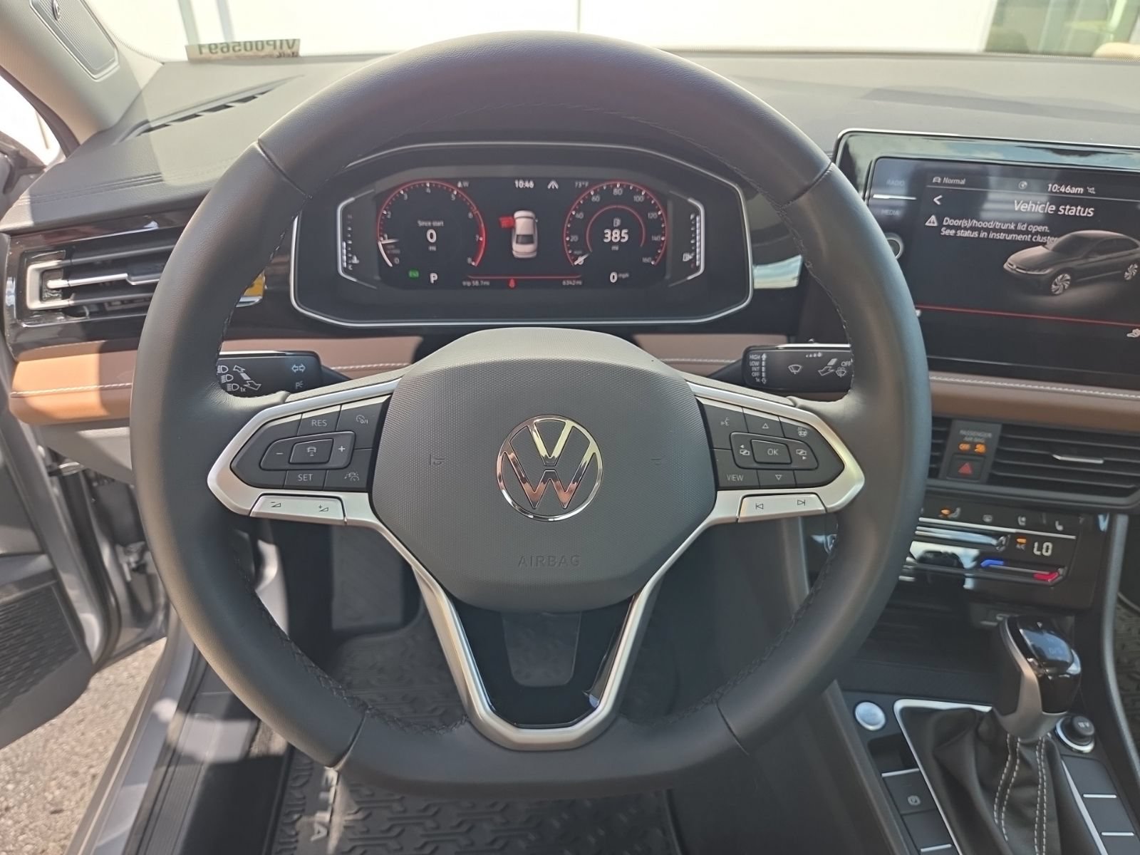 Certified 2025 Volkswagen Jetta SEL FWD image 23