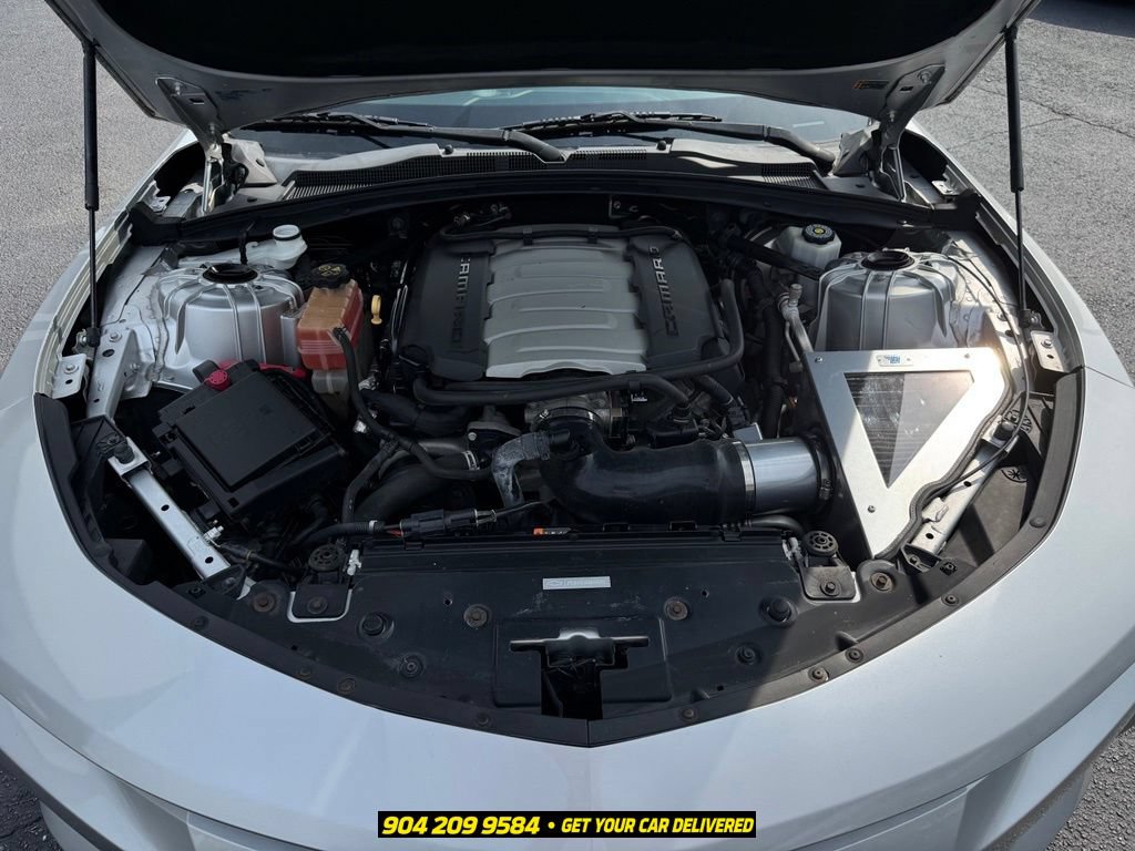 Used 2018 Chevrolet Camaro SS RWD image 37