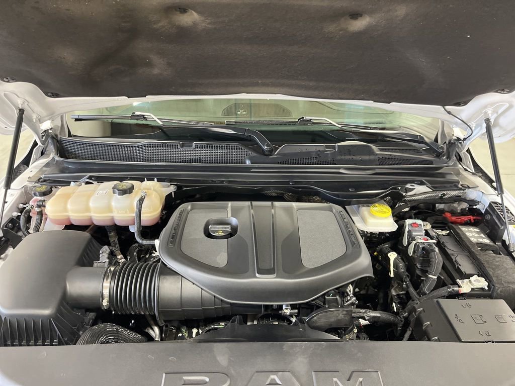 Used 2025 RAM 1500 Laramie image 27
