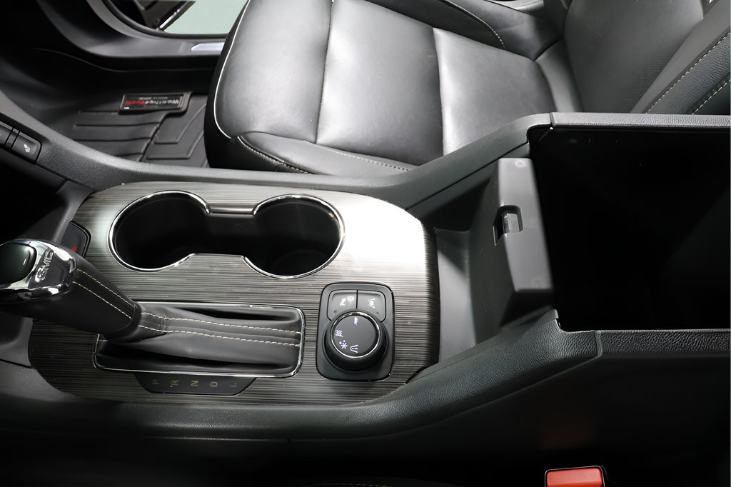 Used 2019 GMC Acadia SLT w/ LPO, Floor Liner Package FWD image 19