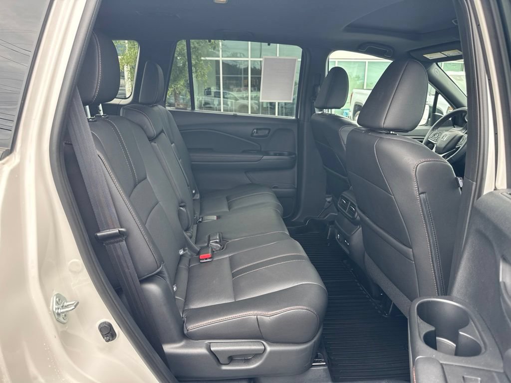 Used 2024 Honda Passport TrailSport image 24