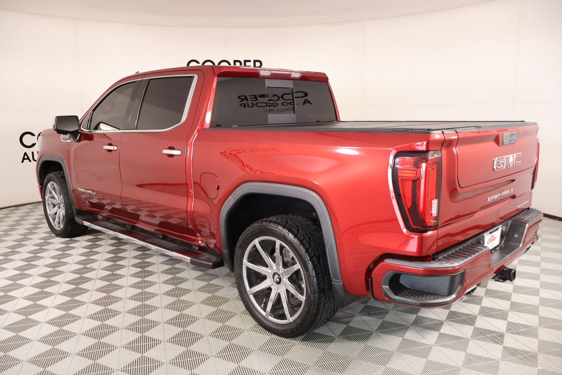 Used 2019 GMC Sierra 1500 Denali AWD/4WD image 22