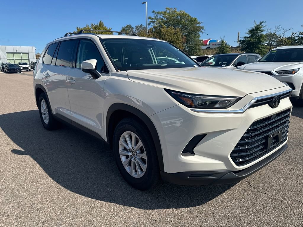 Used 2024 Toyota Grand Highlander XLE image 15