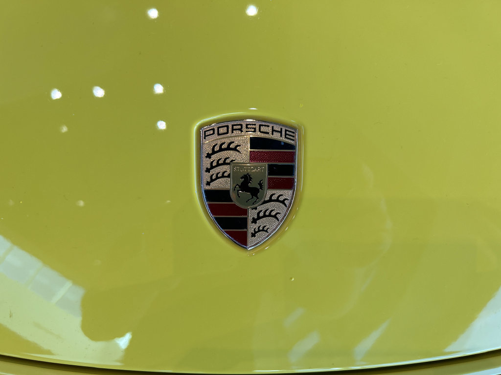 Certified 2021 Porsche 718 Boxster Spyder RWD image 30