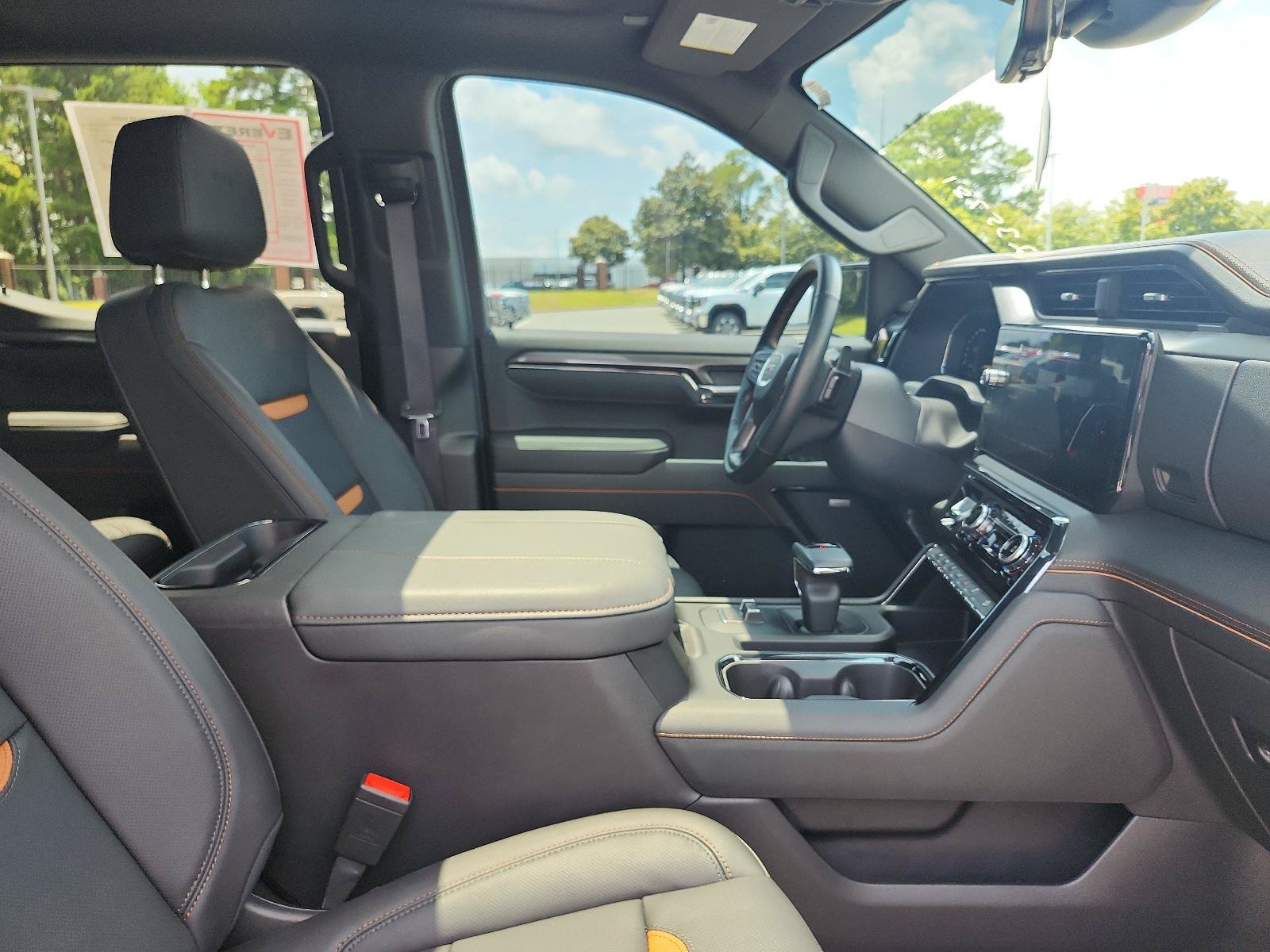 Certified 2026 GMC Sierra 1500 AT4 w/ AT4 Premium Package AWD/4WD image 9