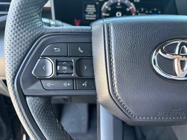 Used 2026 Toyota Sequoia TRD Pro AWD/4WD image 33