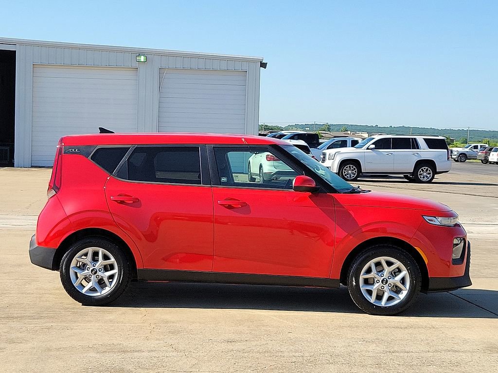 Used 2020 Kia Soul S image 6