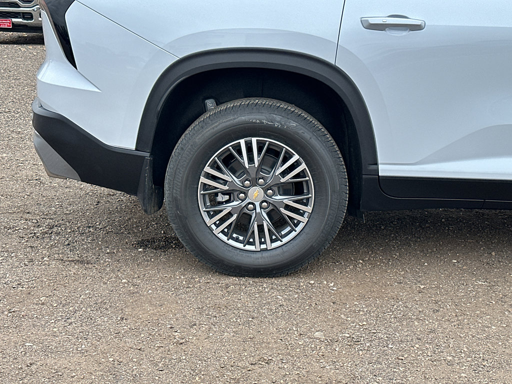 New 2026 Chevrolet Traverse LT image 28