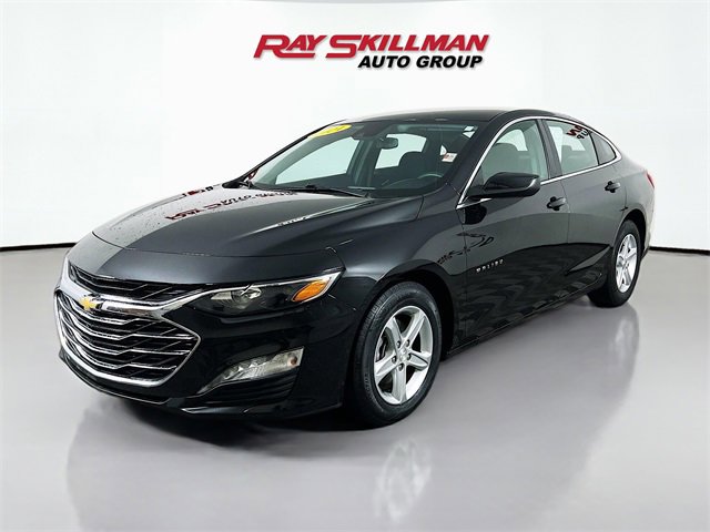 Used 2024 Chevrolet Malibu LT image 3
