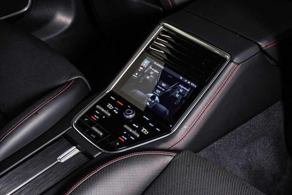 Used 2023 Porsche Panamera GTS AWD/4WD image 18