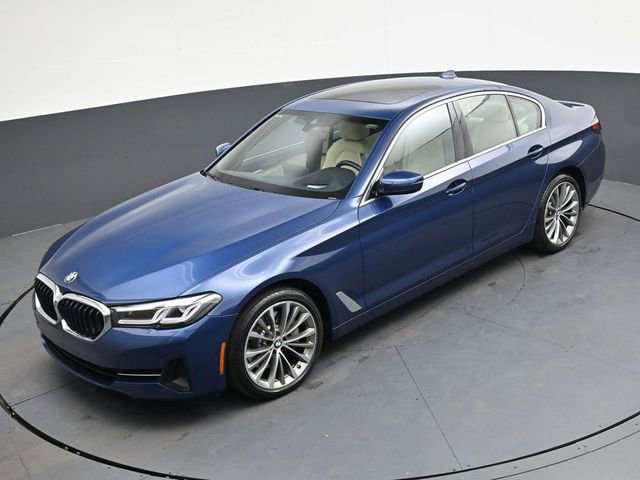 Used 2023 BMW 530i w/ Premium Package image 30