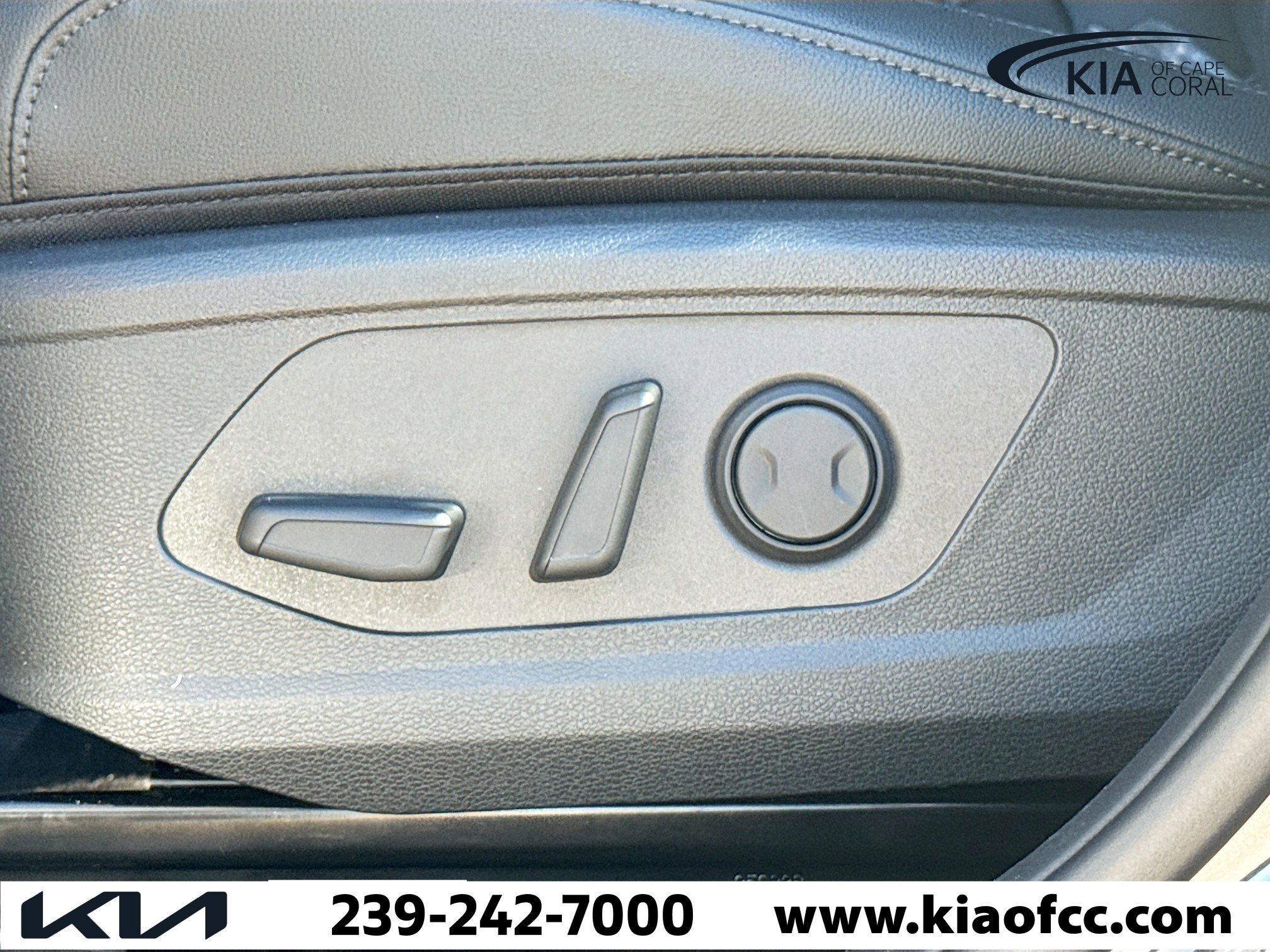 New 2026 Kia Sportage EX image 24