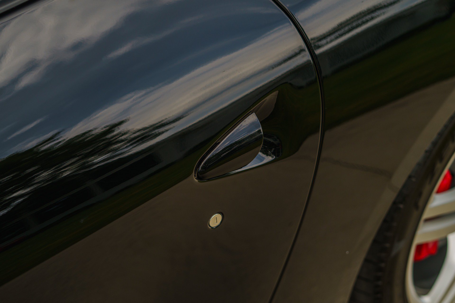 Used 2019 Ferrari Portofino RWD image 85
