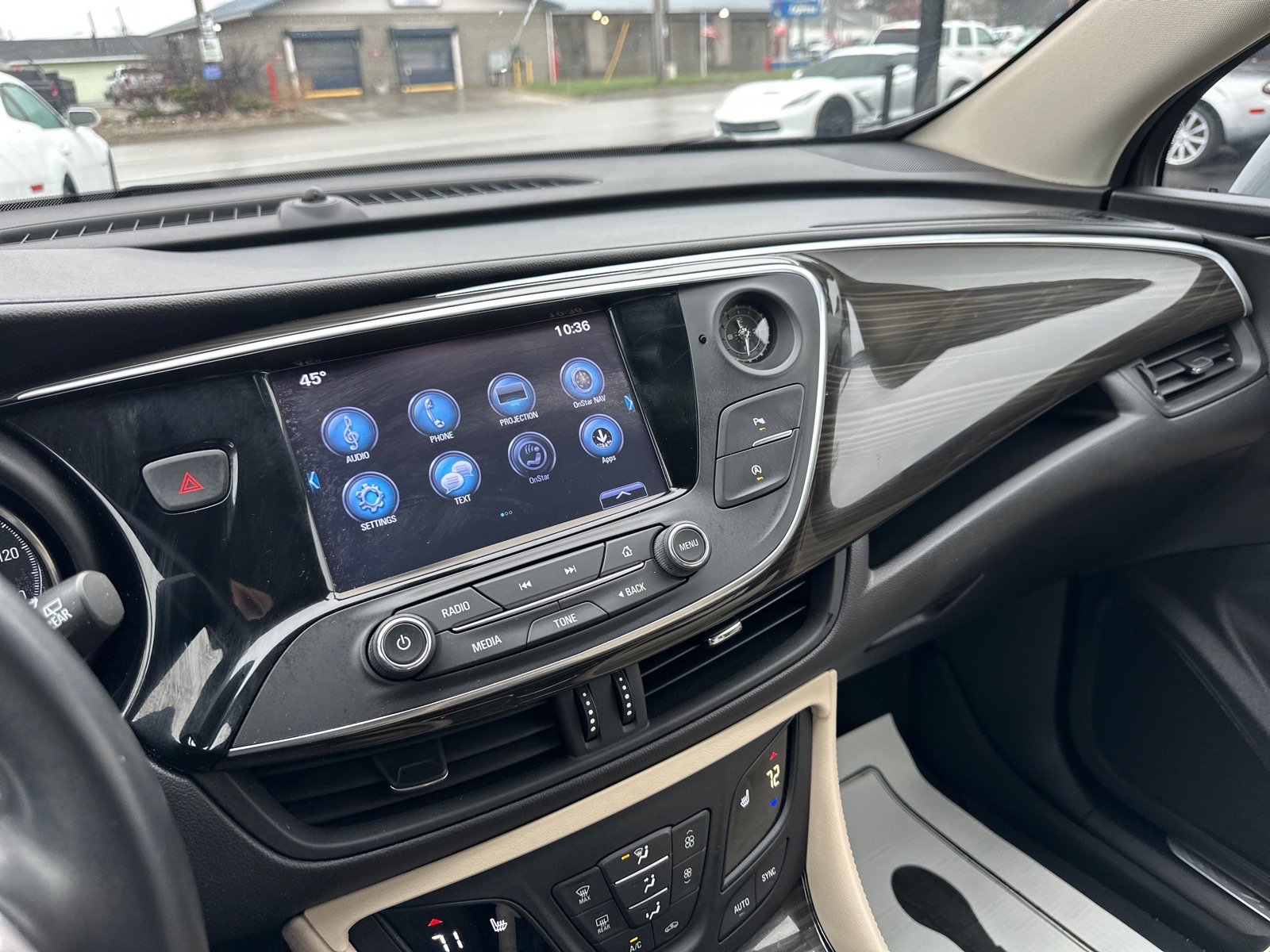 Used 2020 Buick Envision Preferred AWD/4WD image 24