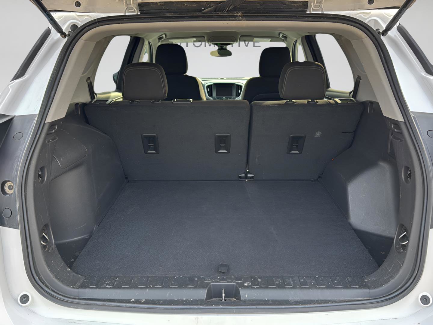 Used 2024 GMC Terrain SLE image 20