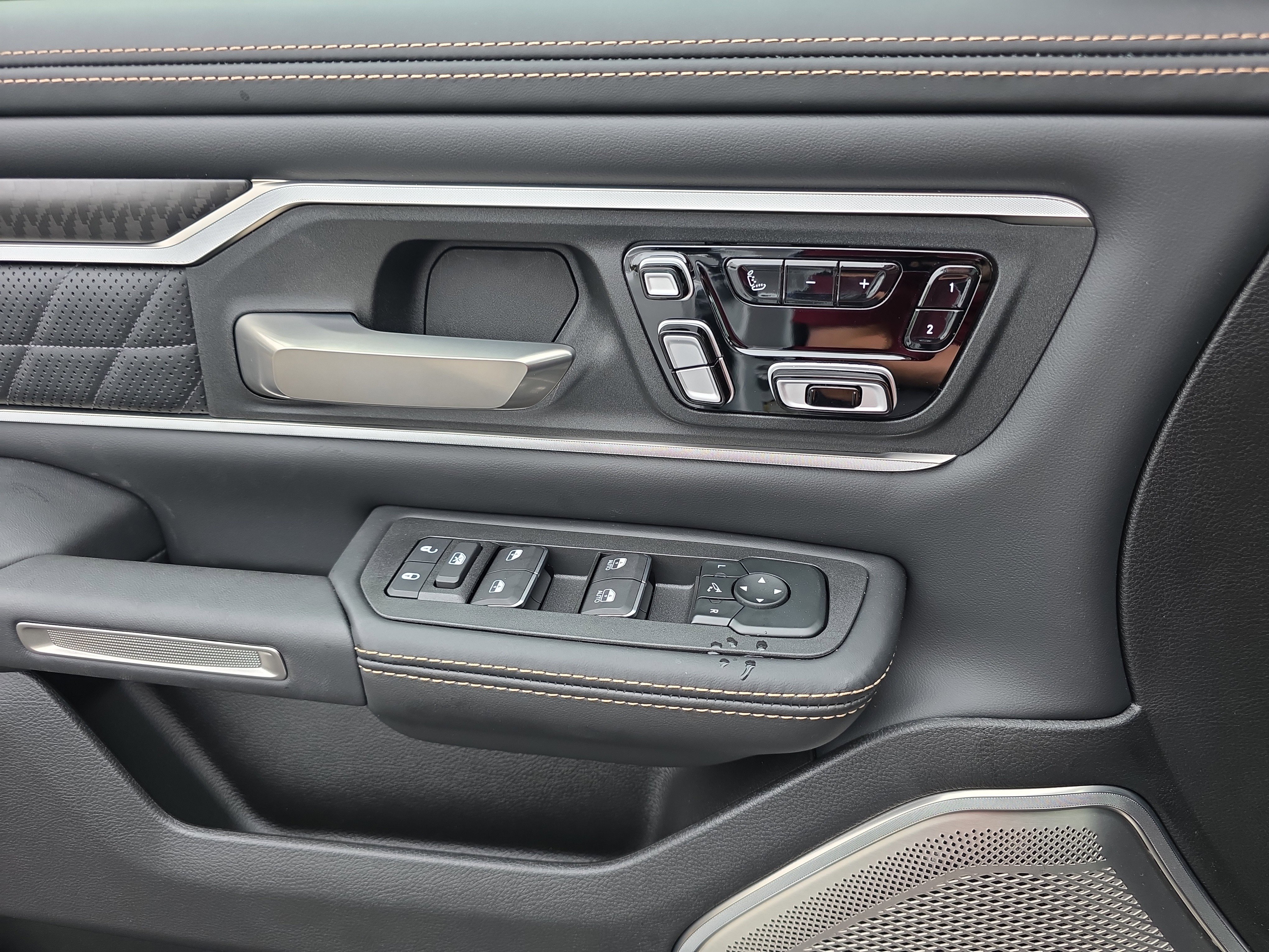New 2026 RAM 1500 Tungsten w/ Trailer Tow Group image 20