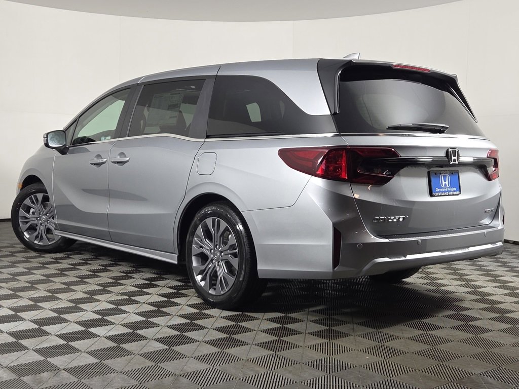 New 2026 Honda Odyssey Touring image 8